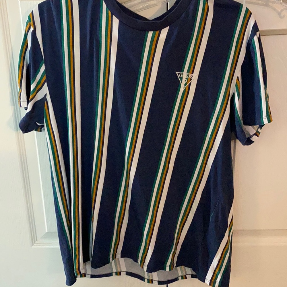 Guess t shirt
